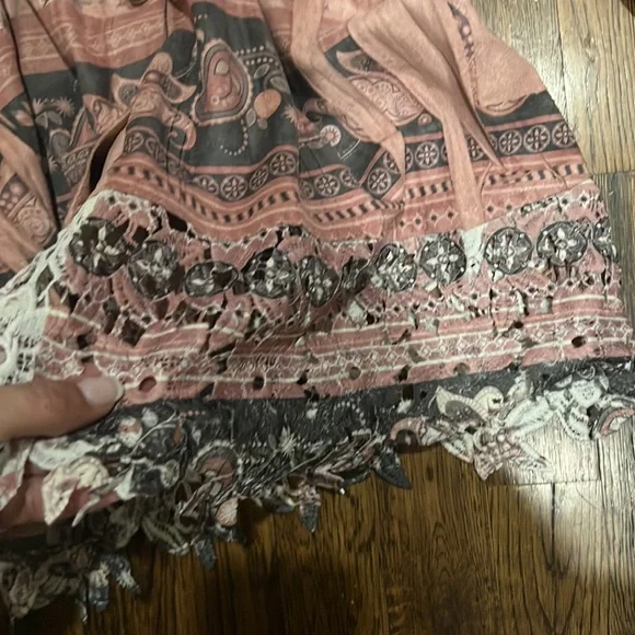 Origami cutout bottom blouse - 2XL - Picture 3 of 5